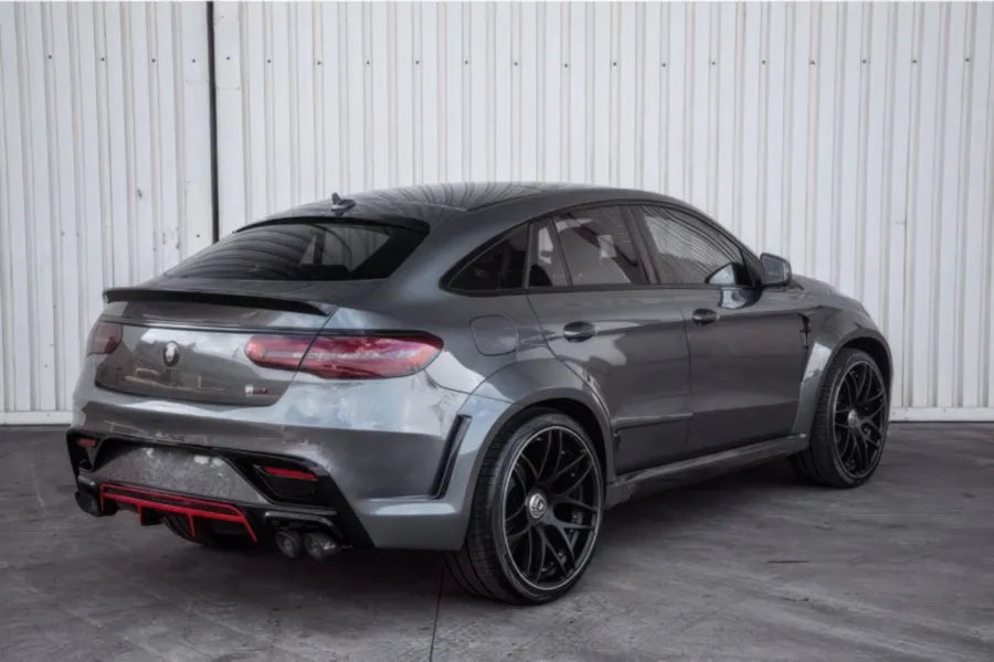 Lumma Rear Bumper Air Outlet Covers, Carbon