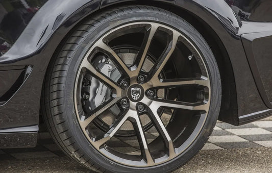 Gallery for CLR 558GT-R based on Porsche Cayenne 2015 Facelift 9