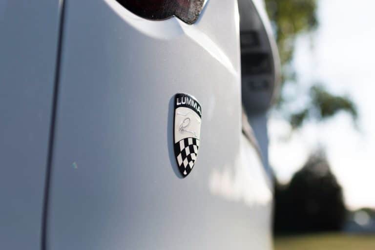 Badges and exterior accessories